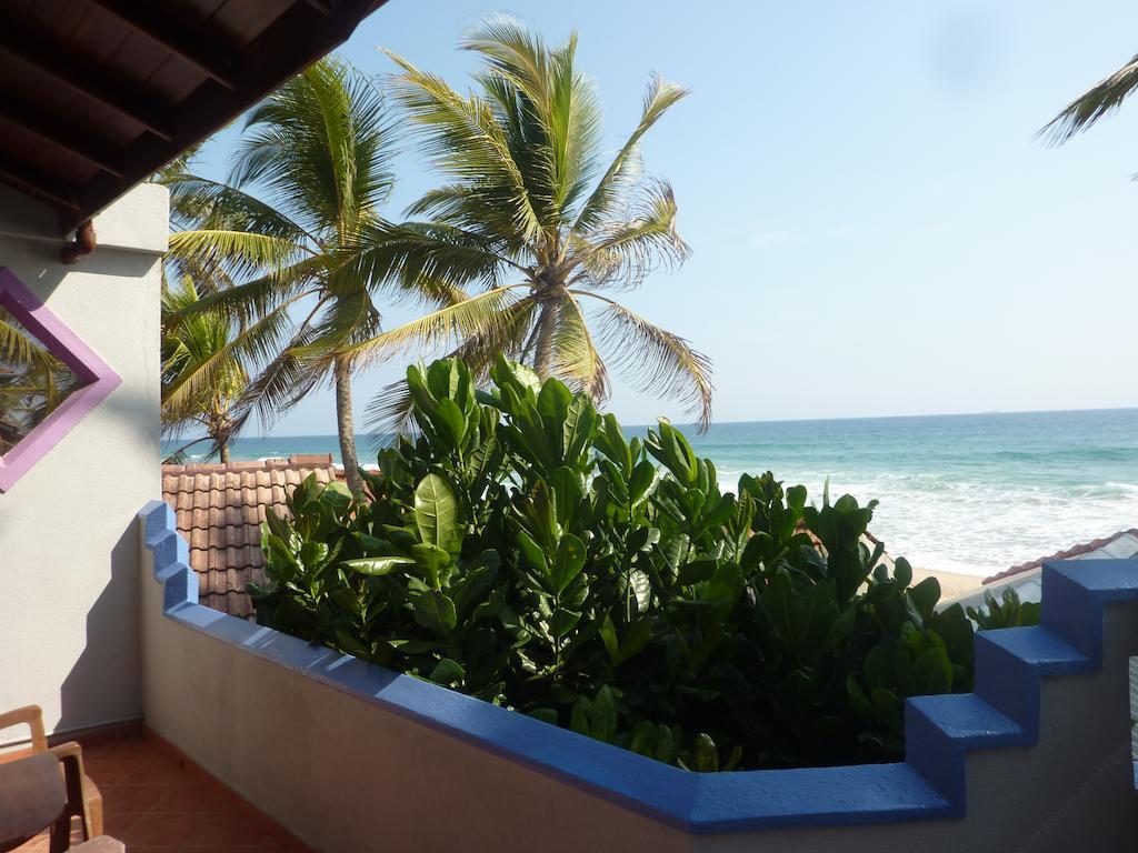 Blue Ocean Villa Hikkaduwa Esterno foto